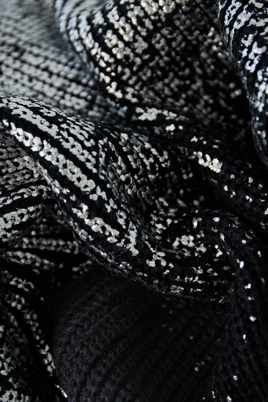 Glitz and Glow Pullover - Schwarz &amp;  Bild6